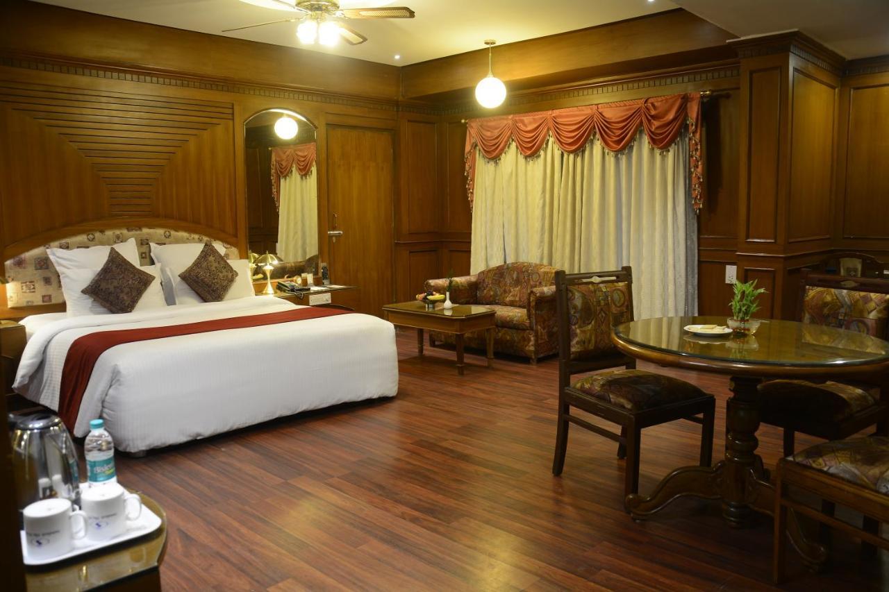 Hotel Sandesh The Prince Mysore Habitación foto